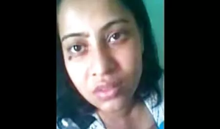 رابطه جنسی آماتور گروهی با فیلم سکس چند مرد بایک زن زنان بالغ