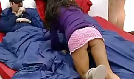 او شورتهای مادر را عکس سکسی مردان گی خرد كرد و سپس او را گرفت