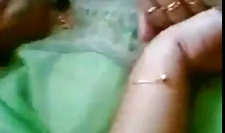 نتوانستم درسهایم را تمام کنم و عکس زن مرد سکسی گربه تراشیده ام را بوسیدم