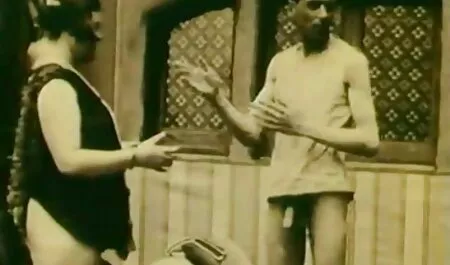 اروتیکا عکسهای سکسی زن و مرد در وب کم با یک بلوند نیم تنه