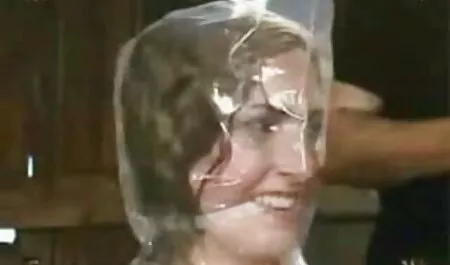 نینا عکس سکس دو مرد و یونگ فالکر