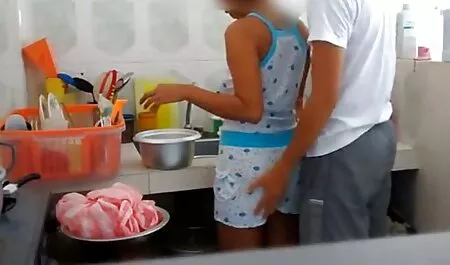 زن و شوهر با خال کوبی در رختخواب گیر می عکس سکس مرد زن کنند